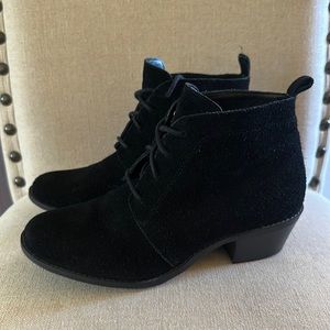 Vionic Andi Women’s Suede Lace Up Ankle Boots Booties Black Size 6.5